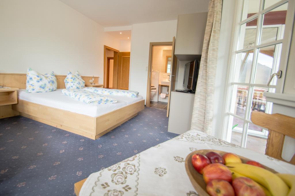 Ferienwohnung Pension Tirol Bichlbach Luaran gambar
