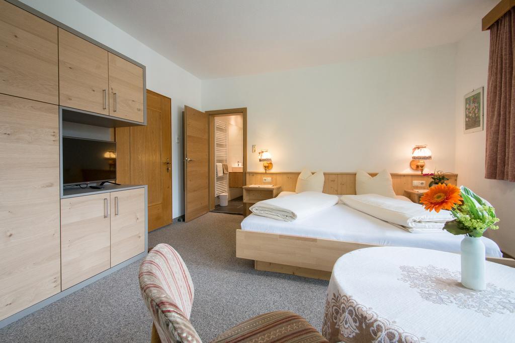 Ferienwohnung Pension Tirol Bichlbach Luaran gambar